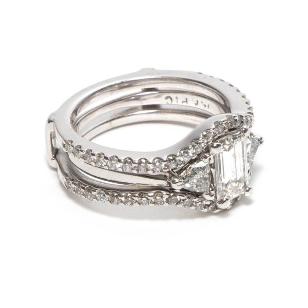 14kt White Gold Wedding Set with .88ct Center Diamond and 1.54cttw - Image 3