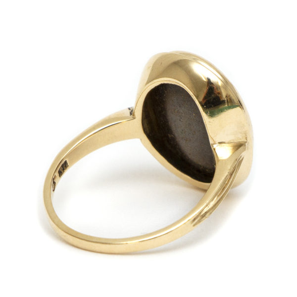 Black Opal Ring in 14 Karat Gold - Image 3