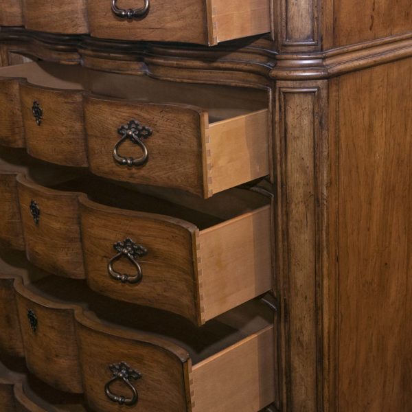 THOMASVILLE Hills of Tuscany Lucca Chest of Drawers - Image 4