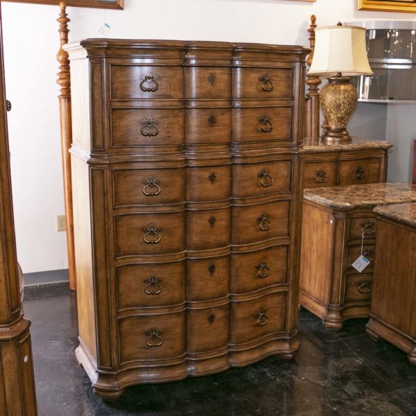 THOMASVILLE Hills of Tuscany Lucca Chest of Drawers - Image 2