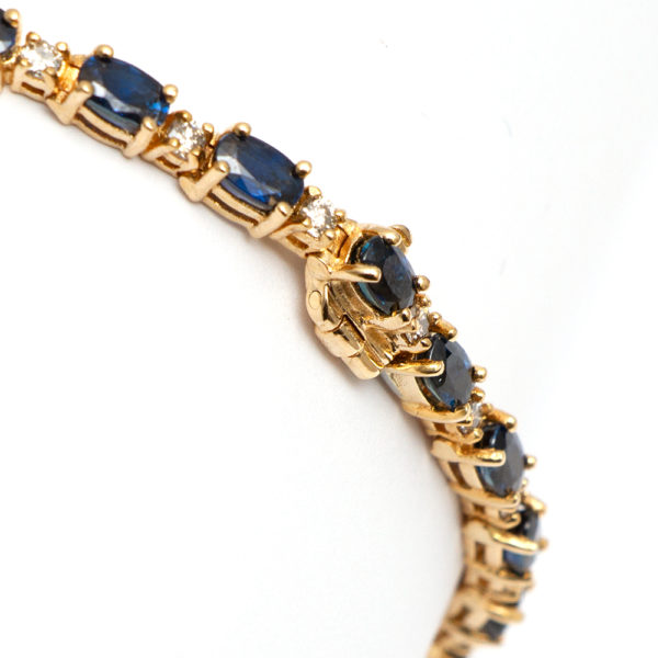6 Total Carat Sapphire and Diamond Tennis Bracelet - Image 4