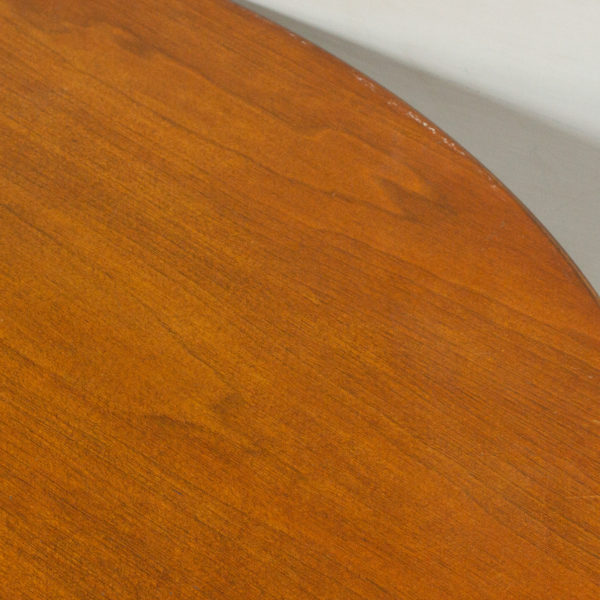 Vintage 42” KNOLL SAARINEN Walnut Tulip Table - Image 2