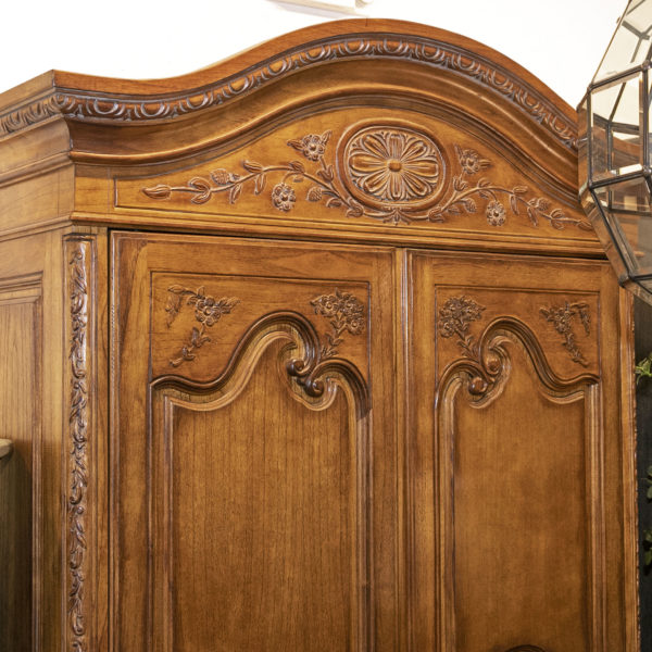 HEKMAN French Style Bonnet Top Media Cabinet - Image 2