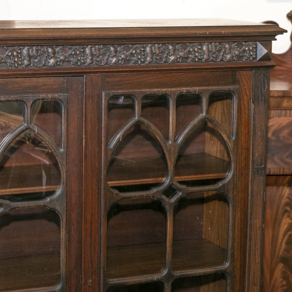 UNION FURNITURE Antique Oak Two-Door Carved Bookcase - Image 4