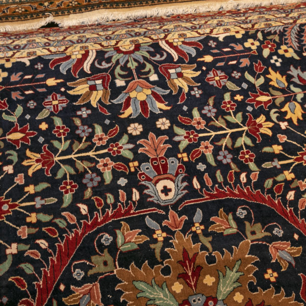 10’x 14’5” Hand Woven Oriental Wool Rug - Image 4