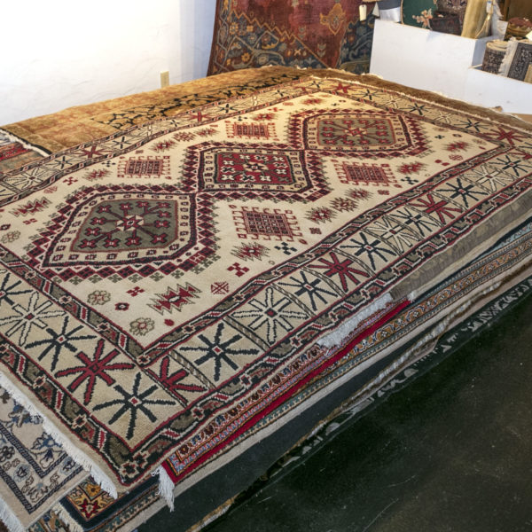 5’9”x 9’9” Hand Knotted Indo Persian Rug - Image 7