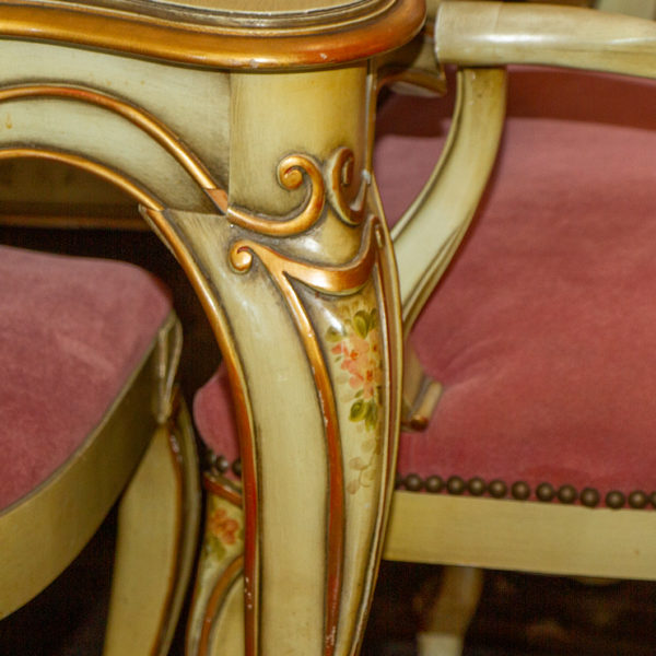 UNION NATIONAL FURNITURE Painted French Country Dining Set - Image 3