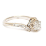 1.03 Carat Center Diamond Ring in 14 Karat Gold - Image 2