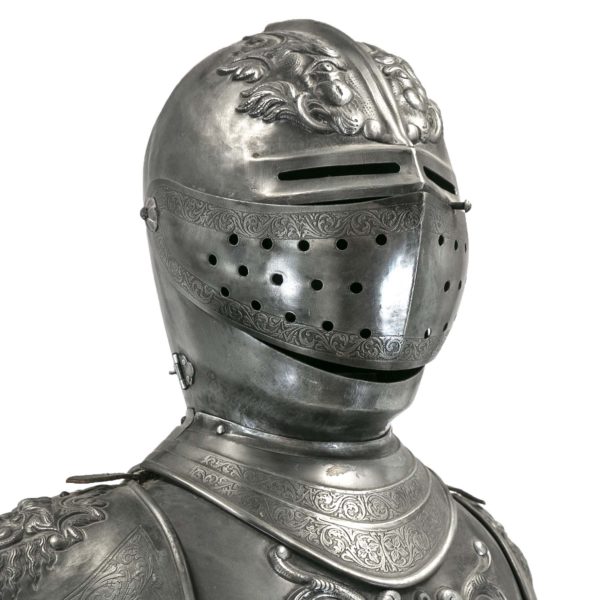 Life Sized Reproduction Medieval Suit of Armor | Grandview Mercantile