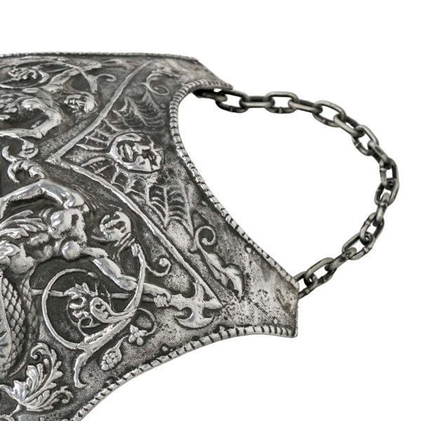 House of Wrought Reproduction Medieval Chest Plate - Image 4