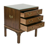 HENREDON Aston Court Chinese Chippendale 3 Drawer Bedside Chest - Image 2