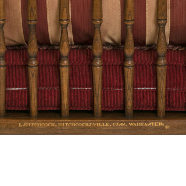 HITCHCOCK Oak Sack Back Windsor Settee - Image 7