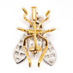 Italian Pavé Diamond Bee Brooch in 14 Karat Gold - Image 4