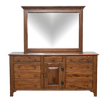 ETHAN ALLEN Country Craftsman 9 Drawer Dresser with Mirror