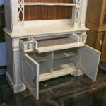DREXEL Heritage Vera Bradley Buffet with Hutch - Image 3