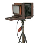 Antique Field Camera with 5”x7” WOLLENSAK Lens - Image 2
