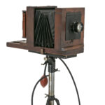 Antique Field Camera with 5”x7” WOLLENSAK Lens - Image 3