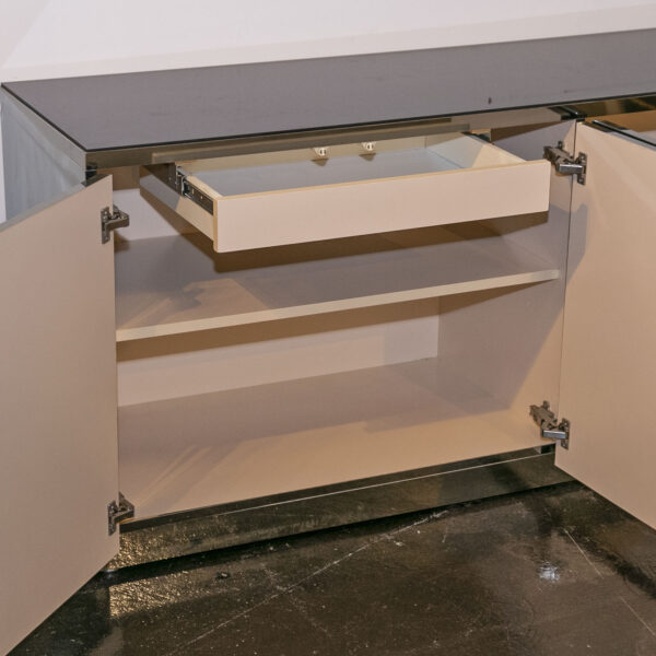 Vintage Mirrored 4 Door Buffet - Image 4