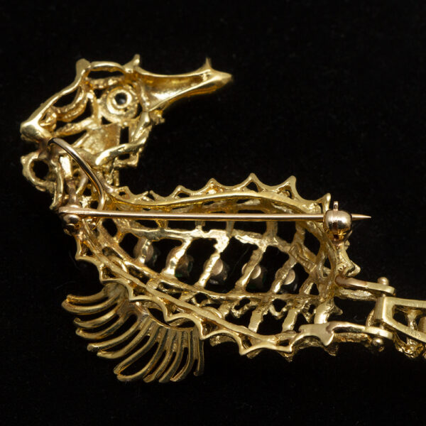 Articulated Seahorse Pin with Emerald and Diamond Accents in 14 Karat Yellow Gold - Image 4