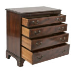 HENREDON Heritage Banded Mahogany 4 Drawer Chest - Image 2
