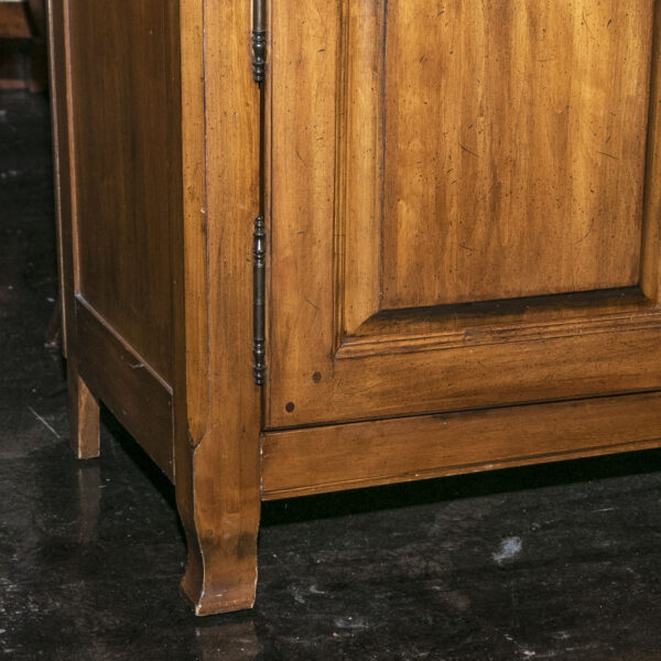 LEXINGTON Southern Living Sideboard with Granite Top - Image 6