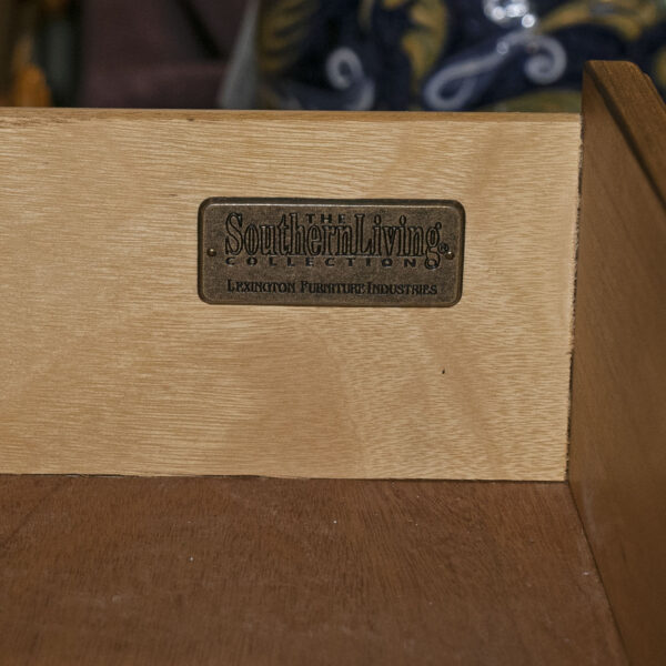 LEXINGTON Southern Living Sideboard with Granite Top - Image 7