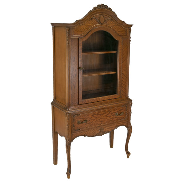 Vintage French Style China Cabinet with Lower Drawer - Image 7