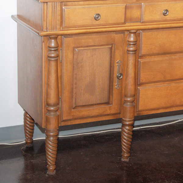 CANADEL Birch Buffet and Hutch in Nutmeg Finish - Image 5