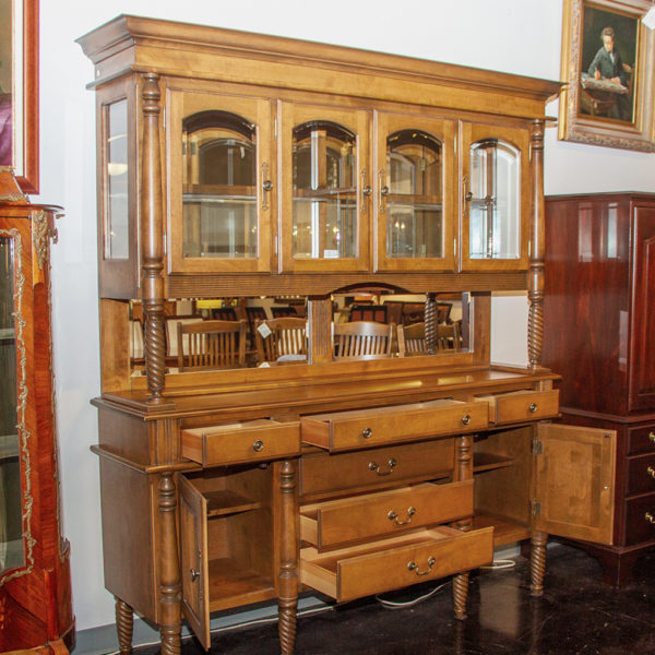 CANADEL Birch Buffet and Hutch in Nutmeg Finish - Image 4