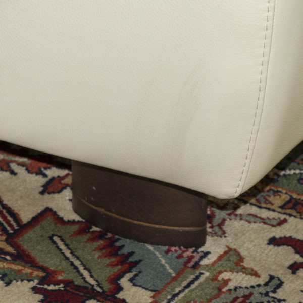 ROCHE BOBOIS Cream Leather Loveseat - Image 4