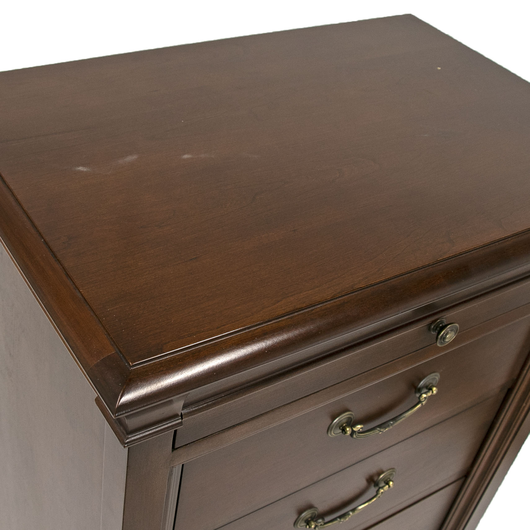 ETHAN ALLEN Medallion Collection Cherry Lingerie Chest ETHAN ALLEN Medallion Collection Cherry Lingerie Chest