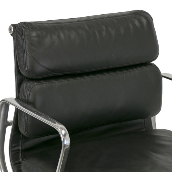 HERMAN MILLER Eames Soft Pad Chair - Image 5