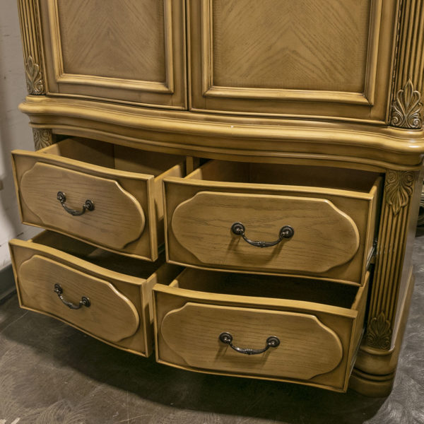 MICHAEL AMINI for AICO FURNITURE Wardrobe - Image 6