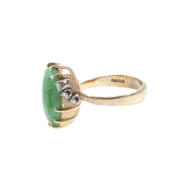 14 Karat Gold Ring with Jade-Like Stone and Diamond Accents - Image 6
