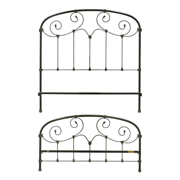 Queen Size BRASS BEDS OF VIRGINIA Queen Anne Iron Bed - Image 1
