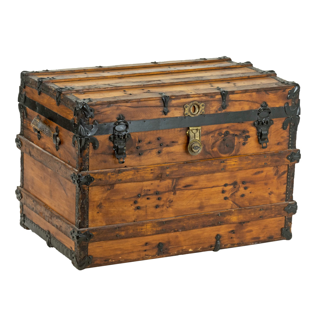 Black Steamer Trunk with Bar Cabinet | Grandview Mercantile