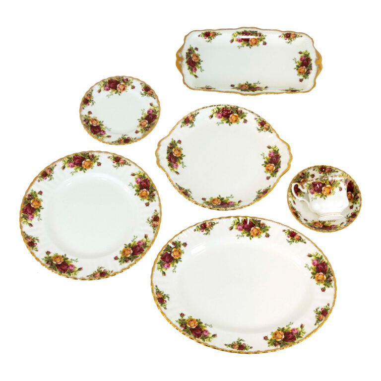 66 Piece ROYAL ALBERT Old Country Roses China | Grandview Mercantile