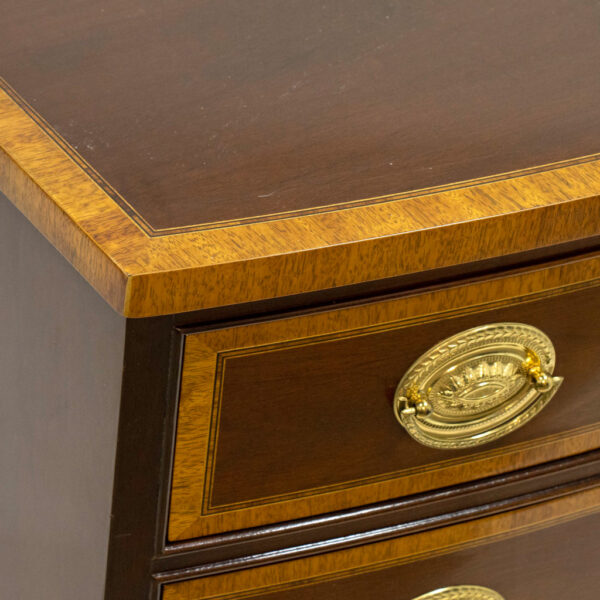 COUNCILL Hepplewhite Mahogany Bow Front 4 Drawer Chest - Image 3