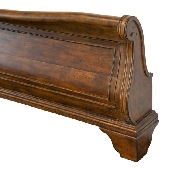 TRISHA YEARWOOD for KLAUSSNER King Size Sleigh Bed with Tufted Headboard - Image 6