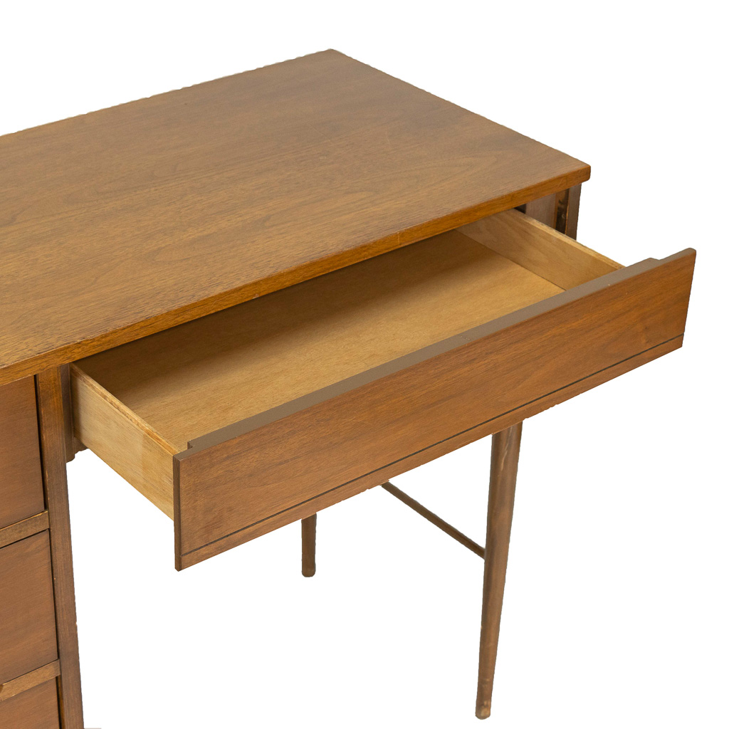 The BIG Walnut Desk – FargoWoodworks