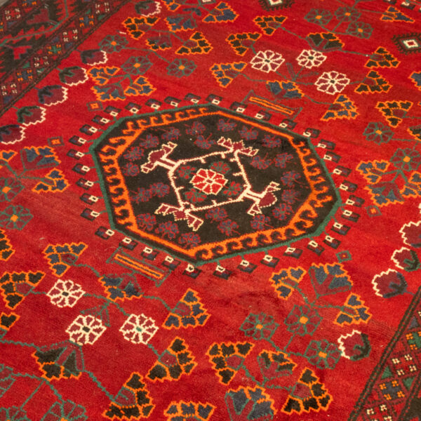 5'x10'1 Hand Knotted Persian Wool Rug - Image 2