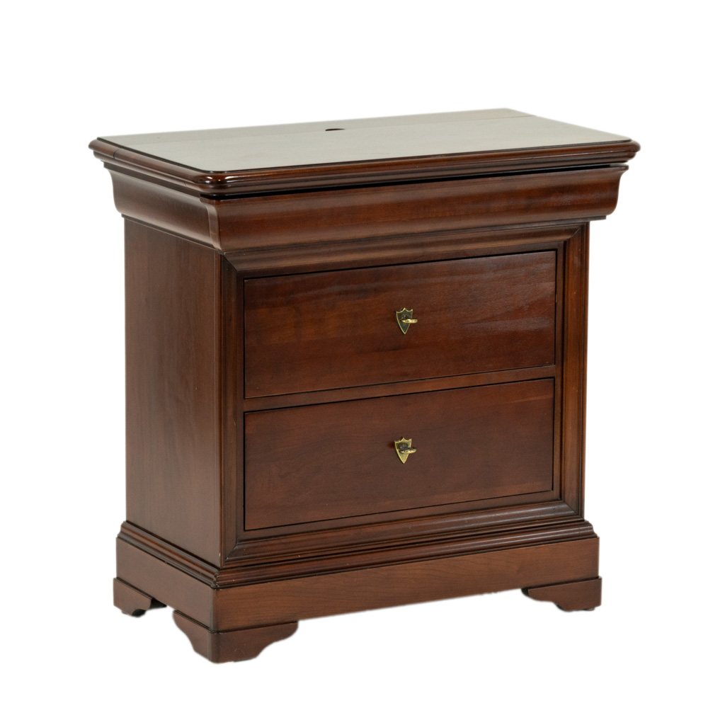 PENNSYLVANIA HOUSE Louis Philippe Style Cherry Nightstand