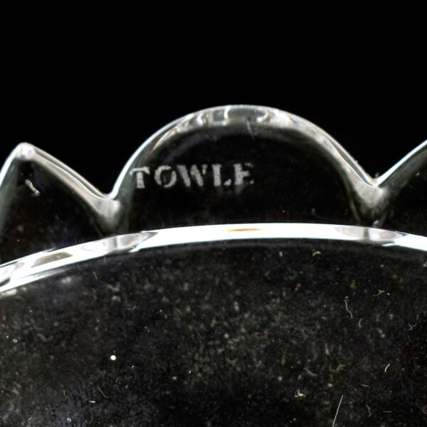 TOWLE Fan Cut Glass Vase - Image 5