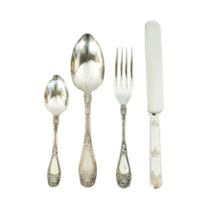 70 Piece INTERNATIONAL SILVER Isabella Flatware