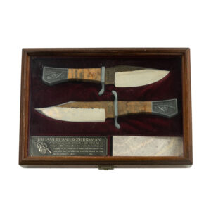 THE AMERICAN FRONTIERSMAN Knife Collection in Frame