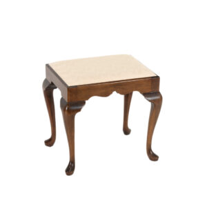 MADISON SQUARE Queen Anne Cherry Stool