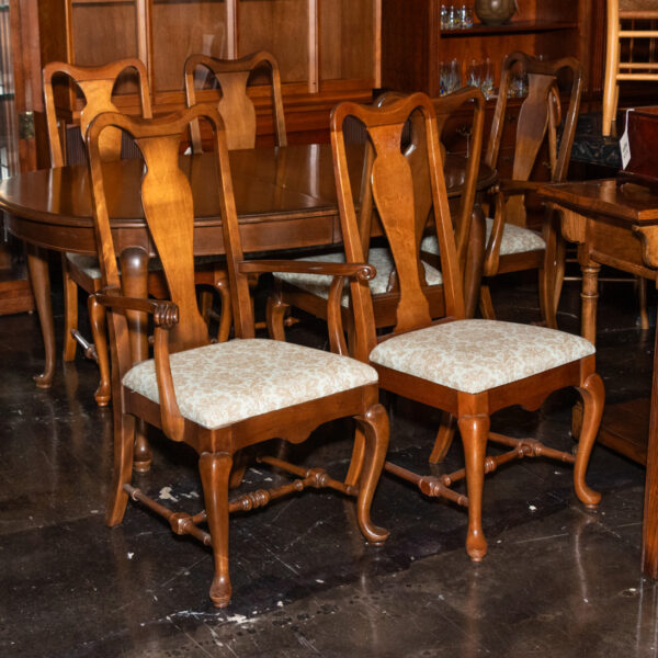 Queen Anne Cherry Oval Dining Table with 2 Leaves and 6 Chairs - Image 4