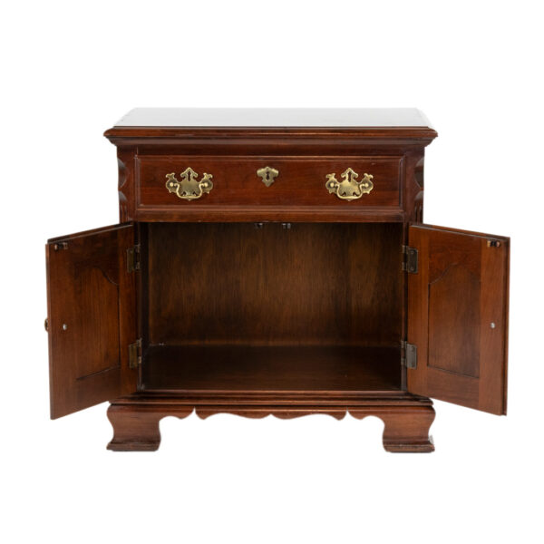 PENNSYLVANIA HOUSE Nightstand - Image 2