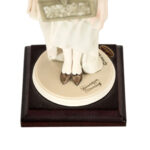 GIUSEPPE ARMANI Traveller “Golden Age” Figurine - Image 3