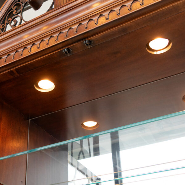 HENREDON Rittenhouse Square China Cabinet - Image 5